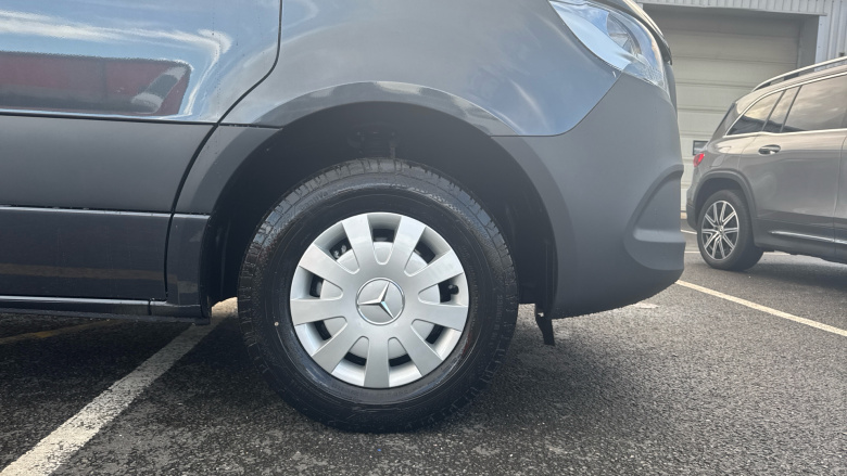 Mercedes-Benz Sprinter 315Cdi L2 Diesel Rwd 3.5t H2 Pro Van